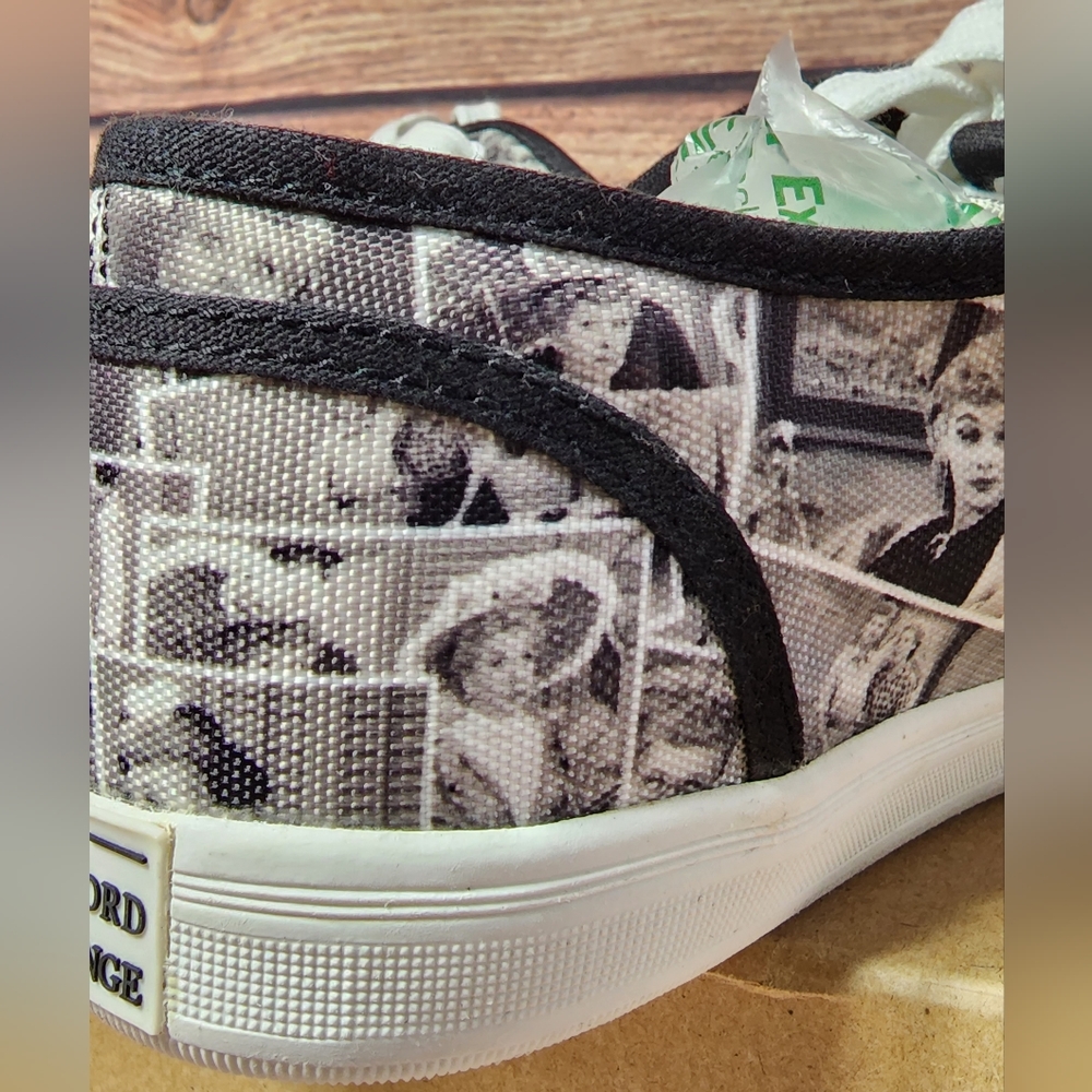 I Love Lucy Sneakers - Size 9 - Picture 3 of 12